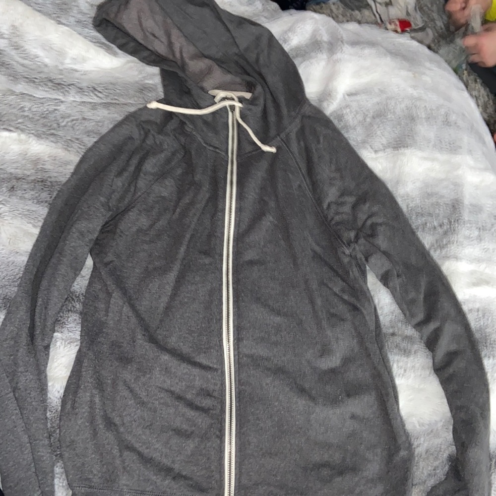 Zip up